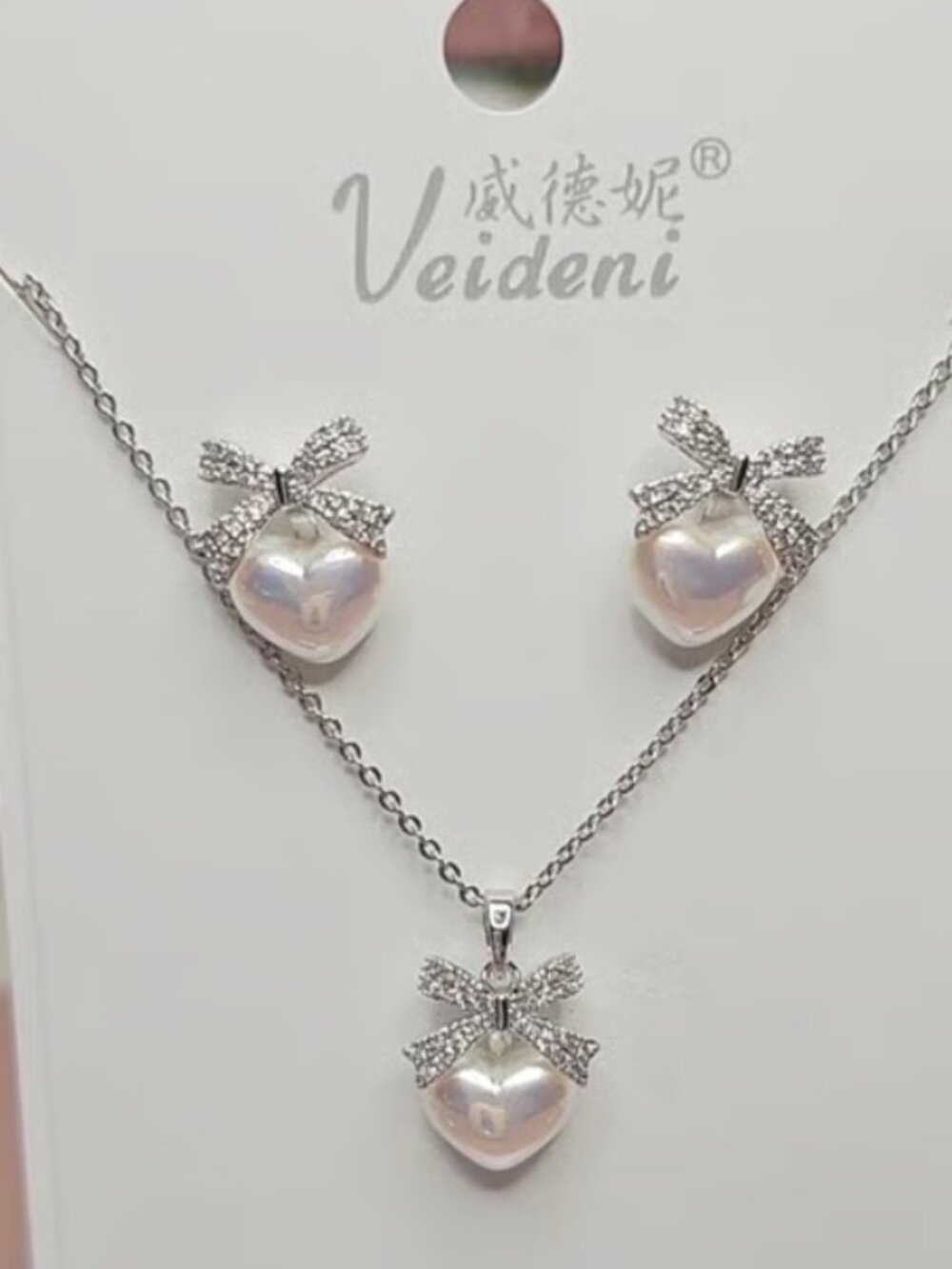 Silver Bow and Pearl Necklace Set